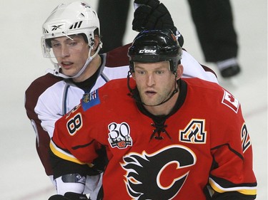 OCTOBER 28, 2009 -- Flames defenceman Robyn Regehr blocks  Colorado centre Matt Duchene in front of the Flames net during the second period October 28 at the Saddledome.