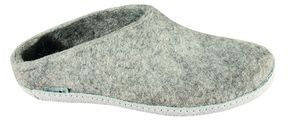 slippers_grey