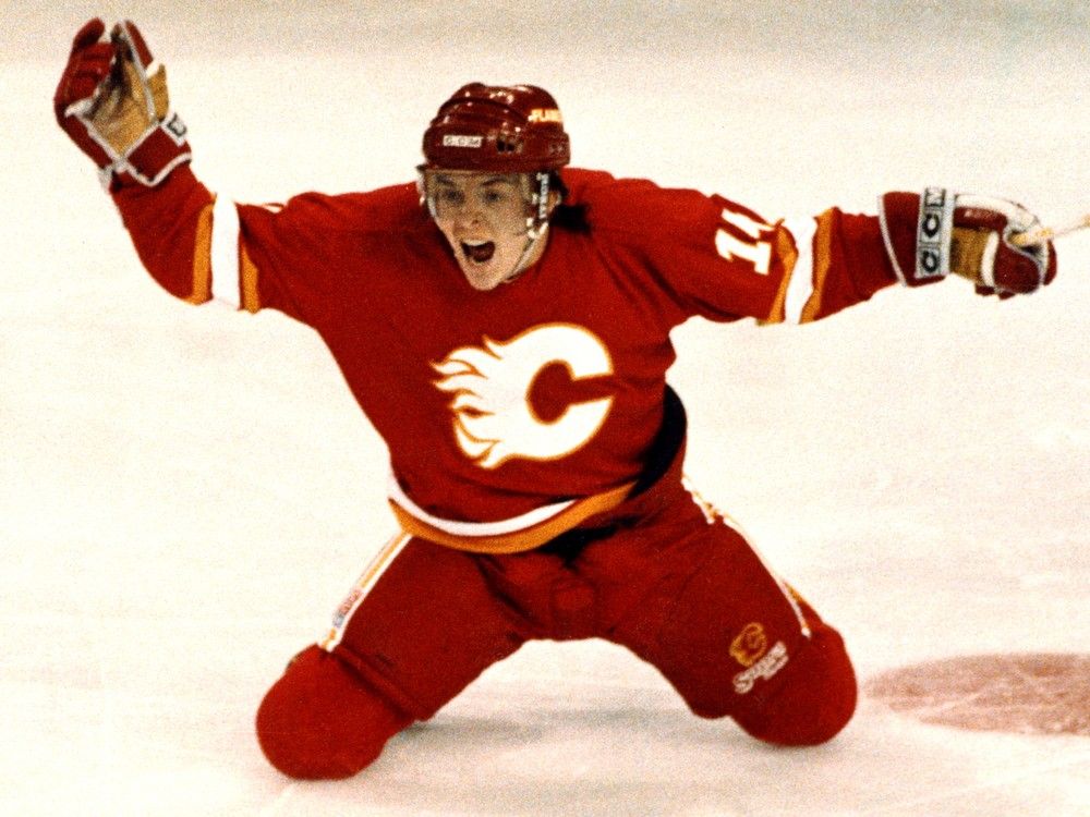 Lanny McDonald Hockey Stats and Profile at