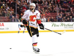 Mark Giordano became the first Calgary Flames defenceman to score more than 20 goals since Al MacInnis earned 28 in the 1993-94 season. (File)