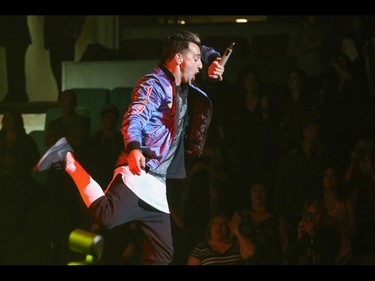 Jacob Hoggard, lead singer of Hedley and the band perform at the Scotiabank Saddledome in Calgary, Ab., on Friday May 13, 2016. Mike Drew/Postmedia