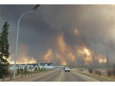Fort McMurray fire, May, 3, 2016. Courtesy Mary Sexsmith ORG XMIT: POS1605031730529094