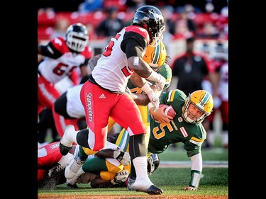 Edmonton Eskimos QB Jordan Lynch against the Calgary Stampeders in CFL football in Calgary, Alta. on Saturday June 11, 2016. Al Charest/Calgary Sun/Postmedia Network