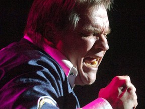 Singer Meat Loaf collapsed during a show in Edmonton on Thursday night.