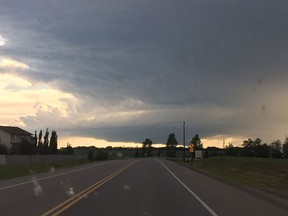A photo captured by Beth Allan @adolwyn shows a supercell by Didsbury.