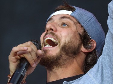 Chris Janson performs at day 2 of Country Thunder at Prairie Winds Park in Calgary, Ab., on Saturday August 20, 2016. Mike Drew/Postmedia