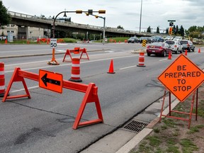 Work going on at Edmonton Trail and Memorial Drive in Calgary, Ab., on Thursday August 18, 2016. Mike Drew/Postmedia