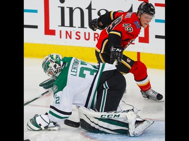 Dallas Stars goalie Kari Lehtonen makes a save on a shot by Hunter Shinkaruk of the Calgary Flames during NHL hockey in Calgary, Alta., on Thursday, November 10, 2016. AL CHAREST/POSTMEDIA