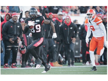 Calgary Stampeders DaVaris Daniels with a touchdown against the BC Lions during 2016 CFLís West Division Final in Calgary, Alta., on Sunday, November 20, 2016. AL CHAREST/POSTMEDIA