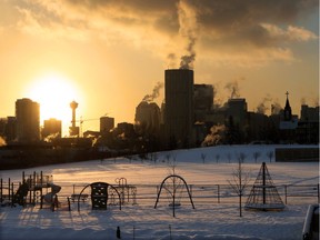 Steam rises from buildings in downtown Calgary as seen from Bridgeland on a -24  Tuesday afternoon, February 7, 2017.  GAVIN YOUNG/POSTMEDIA NETWORK
