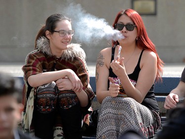 Smoke filled the grounds outside of City Hall. Calgary pot advocates and users alike joined in the 4/20 (April 20) celebration of cannabis culture on April 20, 2017 at City Hall. 
Ryan McLeod/Postmedia Network