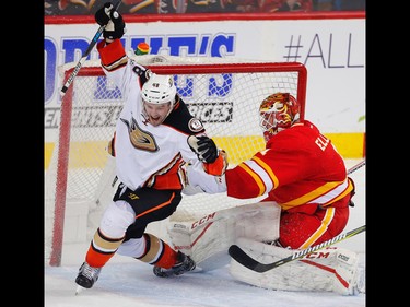 Anaheim Ducks Logan Shaw celebrate after scoring the winning goal against Brian Elliott of the Calgary Flames during NHL hockey in Calgary, Alta., on Sunday, April 2, 2017. AL CHAREST/POSTMEDIA