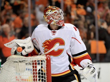 ANAHEIM, CA - APRIL 15:  Brian Elliott #1 of the Calgary Flames looks on after Jakob Silfverberg #33 of the Anaheim Ducks scored a goal during the first period of Game Two of the Western Conference First Round during the 2017 NHL Stanley Cup Playoffs at Honda Center on April 15, 2017 in Anaheim, California.  (Photo by Sean M. Haffey/Getty Images)