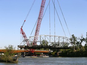 The 12th Street zoo bridge was removed without incident on Monday.