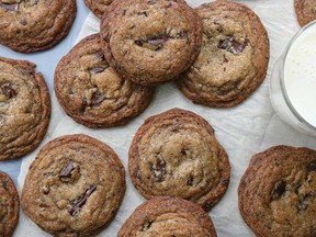 Chewy, Crispy-Edged Chocolate Chunk Cookies