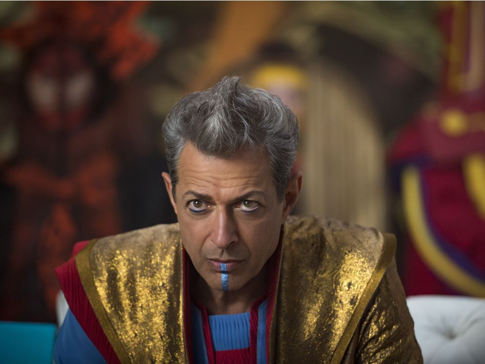 Why Jeff Goldblum's Grandmaster Isn't Blue in Thor: Ragnarok