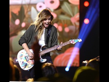 Lindsay Ell performs during WE Day Alberta at the Scotiabank Saddledome on Wednesday November 1, 2017. Darren Makowichuk/Postmedia