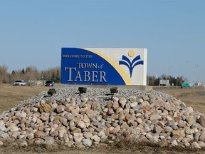 Town of Taber welcome sign