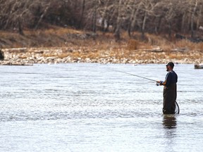 It was feeling a little more like spring as Calgarians enjoyed the day along the Bow River in southeast Calgary on Tuesday April 25, 2018.  Gavin Young/Postmedia