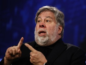 Steve Wozniak, co-founder of Apple Inc. will be shutting down his Facebook account amid privacy scandal.