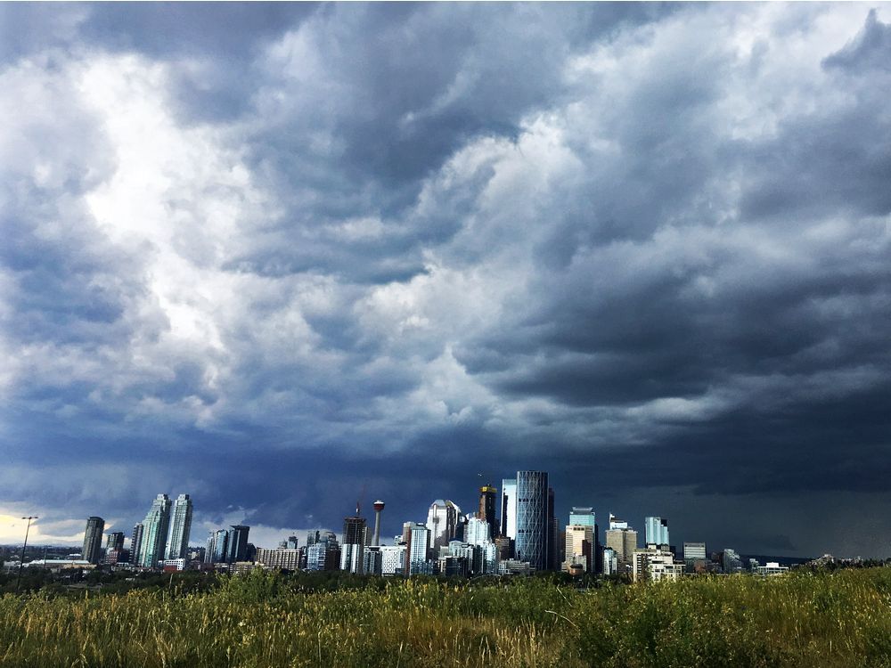 Calgary weather: Keep those umbrellas handy | Calgary Herald