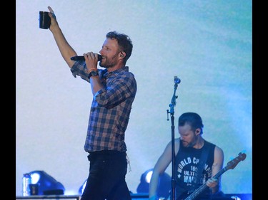 Country star Dierks Bentley performs at the 3rd annual Country Thunder music festival held at Prairie Winds Park in northeast Calgary Friday, August 17, 2018. Dean Pilling/Postmedia