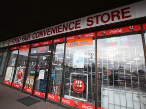 Lucky 7 Convenience Store, 6800 Memorial Dr. N.E., where a clerk  was stabbed during a robbery Monday night, Nov. 12, 2018.