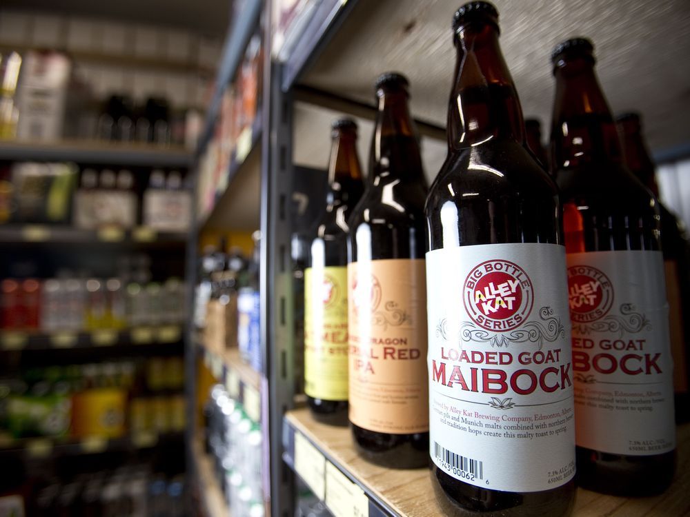 Beer battle brewing between Alberta Liquor and Ontario Beer Store