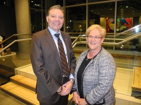 Dr. Richard Sigurdson and Robbie Babins-Wagner, CEO, Calgary Counselling Centre.
