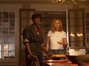 Marvel Studios' CAPTAIN MARVEL  L to R: Maria Rambeau (Lashana Lynch) and Carol Danvers/Captain Marvel (Brie Larson),   Photo: Chuck Zlotnick  ©Marvel Studios 2019             Movie still