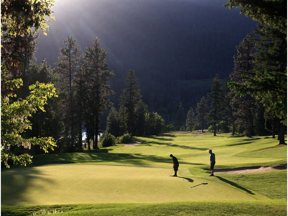 B.C. golf courses expect Albertans to heed recommended travel ban