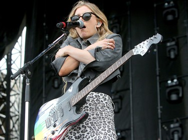 Country musician Lindsay Ell performs on the chilly first day of the Country Thunder music festival, held at Prairie Winds Park in Calgary Friday, August 16, 2019. Dean Pilling/Postmedia