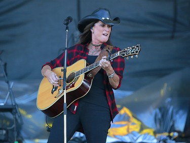 Terri Clark performs on the third day of the Country Thunder music festival, held at Prairie Winds Park in Calgary Saturday, August 17, 2019. Dean Pilling/Postmedia