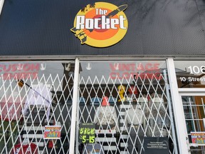 Photographed on Tuesday, December 10, 2019 is The Rocket custom T-Shirt store on 10th Street N.W. which has been closed. Azin Ghaffari/Postmedia