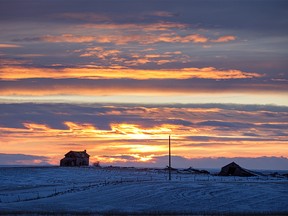 The first sunset of 2020 over McGregor Lake near Milo, Ab., on Wednesday, January 1, 2020. Mike Drew/Postmedia