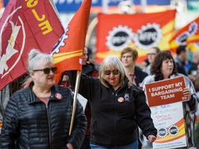 Public Service Alliance of Canada (PSAC) members in Calgary host a rally outside the the Harry Hays Building on Thursday, February 27, 2020.