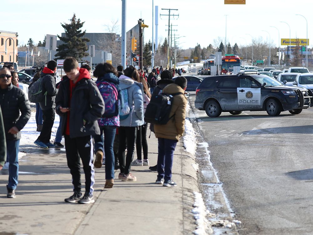 Student with airsoft gun arrested during lockdown at Calgary school