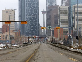 Rush hour traffic coming out of downtown over the Centre Str. bridge at 5:40pm in Calgary on Wednesday, March 18, 2020. Darren Makowichuk/Postmedia