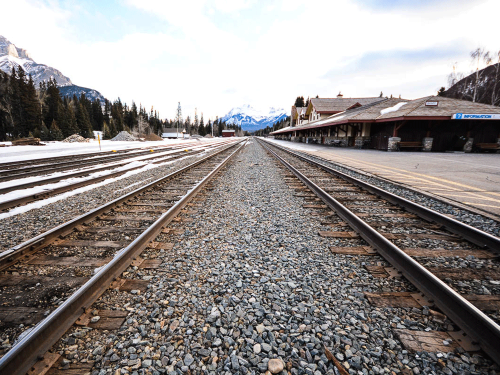 TSB investigating grass fire sparked by train in Calgary Calgary