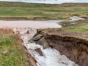 The St. Mary Canal experienced a significant infrastructure collapse in mid-May that now threatens the water supply of Milk River's 682 inhabitants and some 500 others in the immediate area.