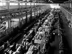 Production of 12-pounder guns at the CPR Ogden Shops during the Second World War. Calgary Herald archives photo, courtesy Canadian Pacific Railway Archives.