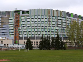 Construction continued on the Calgary Cancer Centre on Wednesday, May 19, 2021.