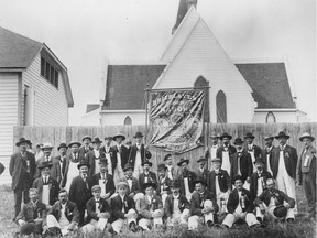 1906: Bricklayers and Masons Union, Local 2, Labour Day parade, Calgary. Photo courtesy Glenbow Archives; NA-1279-1.