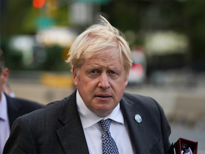  British Prime Minister Boris Johnson walks outside United Nations headquarters during the 76th Session of the U.N. General Assembly, in New York, U.S., September 20, 2021.