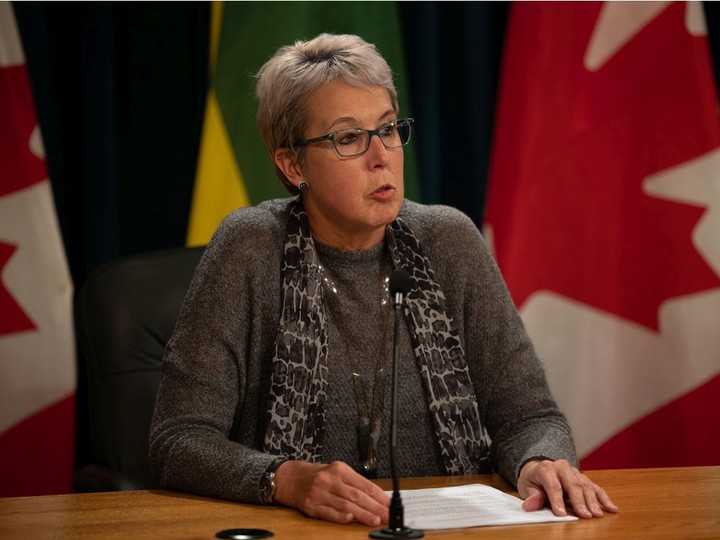  Dr. Tania Diener, medical health officer responsible for immunization and physician co-lead of SHA’s COVID-19 immunization campaign, speaks to media in Regina, Saskatchewan on Oct. 26, 2021. Photo by Brandon Harder/Regina Leader-Post