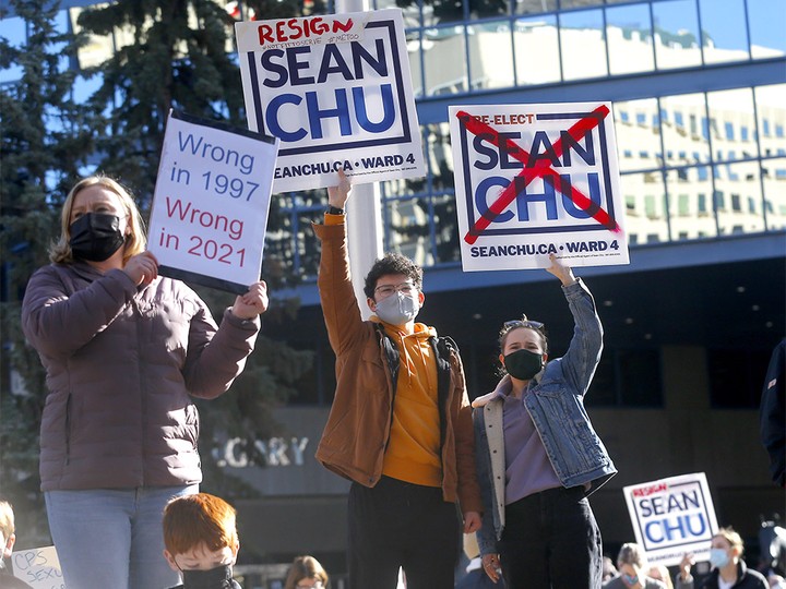  Rallies in opposition and support of Ward 4 Coun. Sean Chu at City Hall in Calgary on Sunday, October 24, 2021.