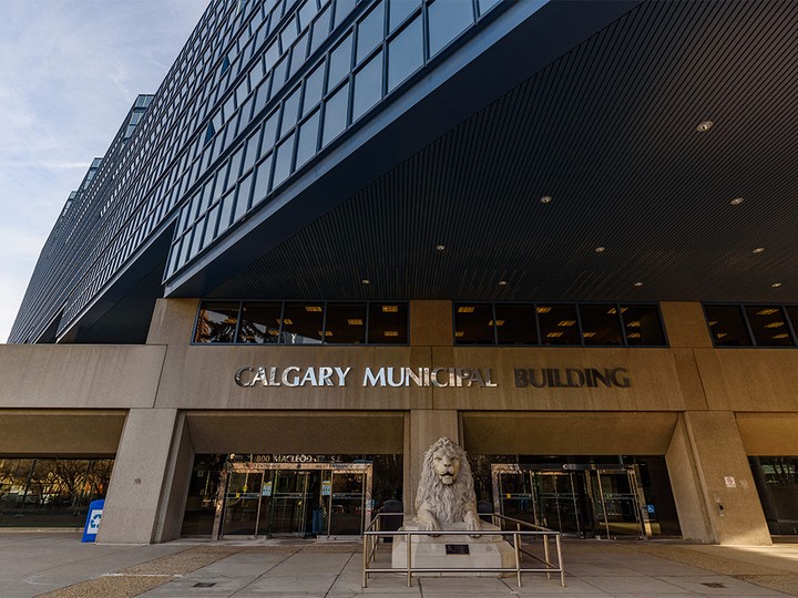  Calgary city hall on Monday, Nov. 22, 2021.