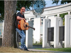 University of Calgary professor Craig Ginn is exploring Indigenous people’s relationship with animals through the Animal Kinship project, while continuing to examine Canada's relationship with Indigenous people through his Songs of Justice Project.