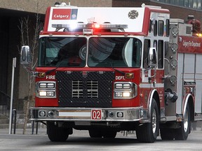 FILE PHOTO: Calgary firefighters are seen responding to a call along 12 Ave. SW. Tuesday, January 25, 2022.