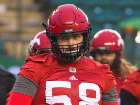 Stampeders OL Ryan Sceviour has signed to stay in Calgary for two more years.